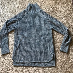 Banana Republic Waffle Knit Women’s Turtleneck